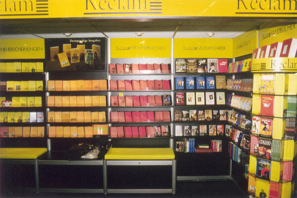 Reclam-Stand auf der Frankfurter Buchmesse 1993