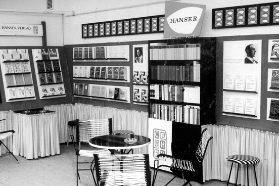 Hanser Messestand auf der Frankfurter Buchmesse 1958