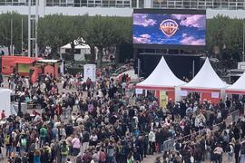 Werbeflächen auf dem großen LED-Screen auf der Agora