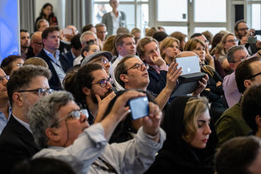 Frankfurter Buchmesse Audio Summit Besucher fotografieren