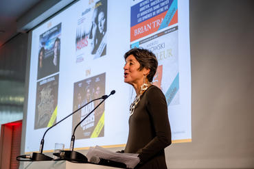 Frankfurter Buchmesse Audio Summit Dimension Stacy Creamer auf Podest