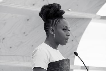 Chimamanda Ngozi gives a speech
