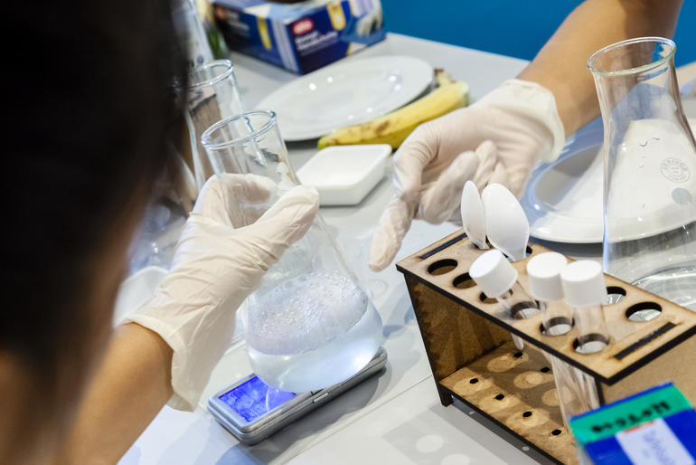4110-Wissenschaft-Fachinformation-Academics-The-Lab
