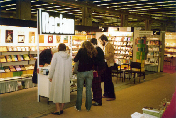 Reclam-Stand auf der Frankfurter Buchmesse 1981
