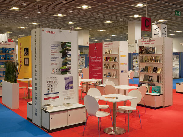 Inselstand auf der Frankfurter Buchmesse