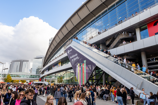 Visitors at the fair ground at Hall 3.1
